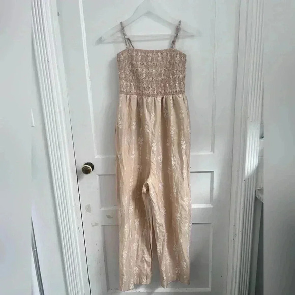 REBECCA TAYLOR
Tulip Smocked Jumpsuit in Color Marzipan Combo $295 Size M - Picture 1 of 7